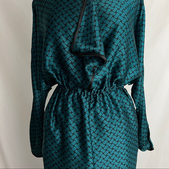 Janice Wainwright Vintage 1970s Teal Blue Black Print Cowl Neck Dolman Dress 8 - Picture 6 of 12